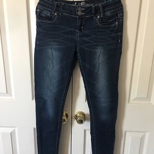 Wallflower Dark Skinny Jeans